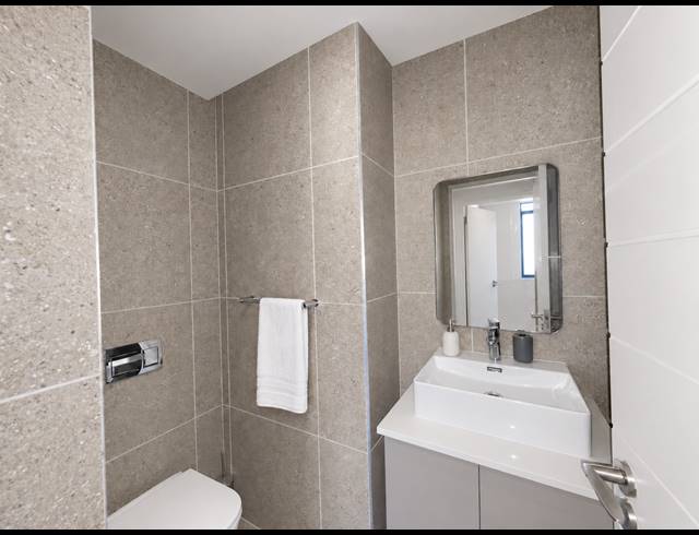 2 BEDROOM APARTMENT TO LET IN BALLITO CENTRAL
